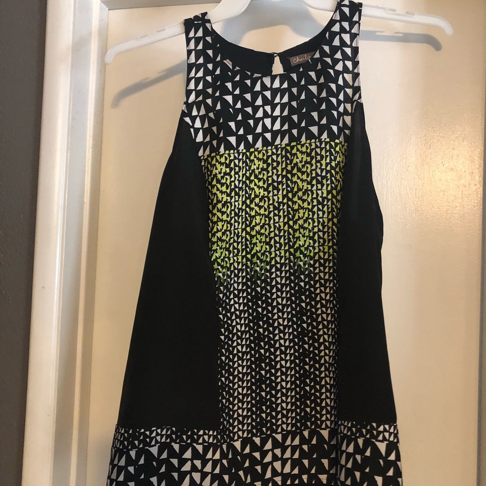 Rayon sleeveless in black, white and yellow.